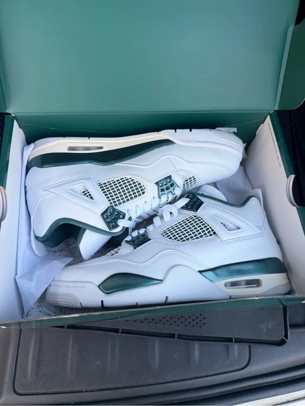 Jordan 4 Men's White and Teal Retro Sneakers